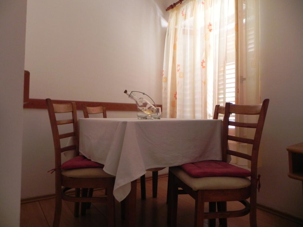 Apartments Riva 파그 객실 사진